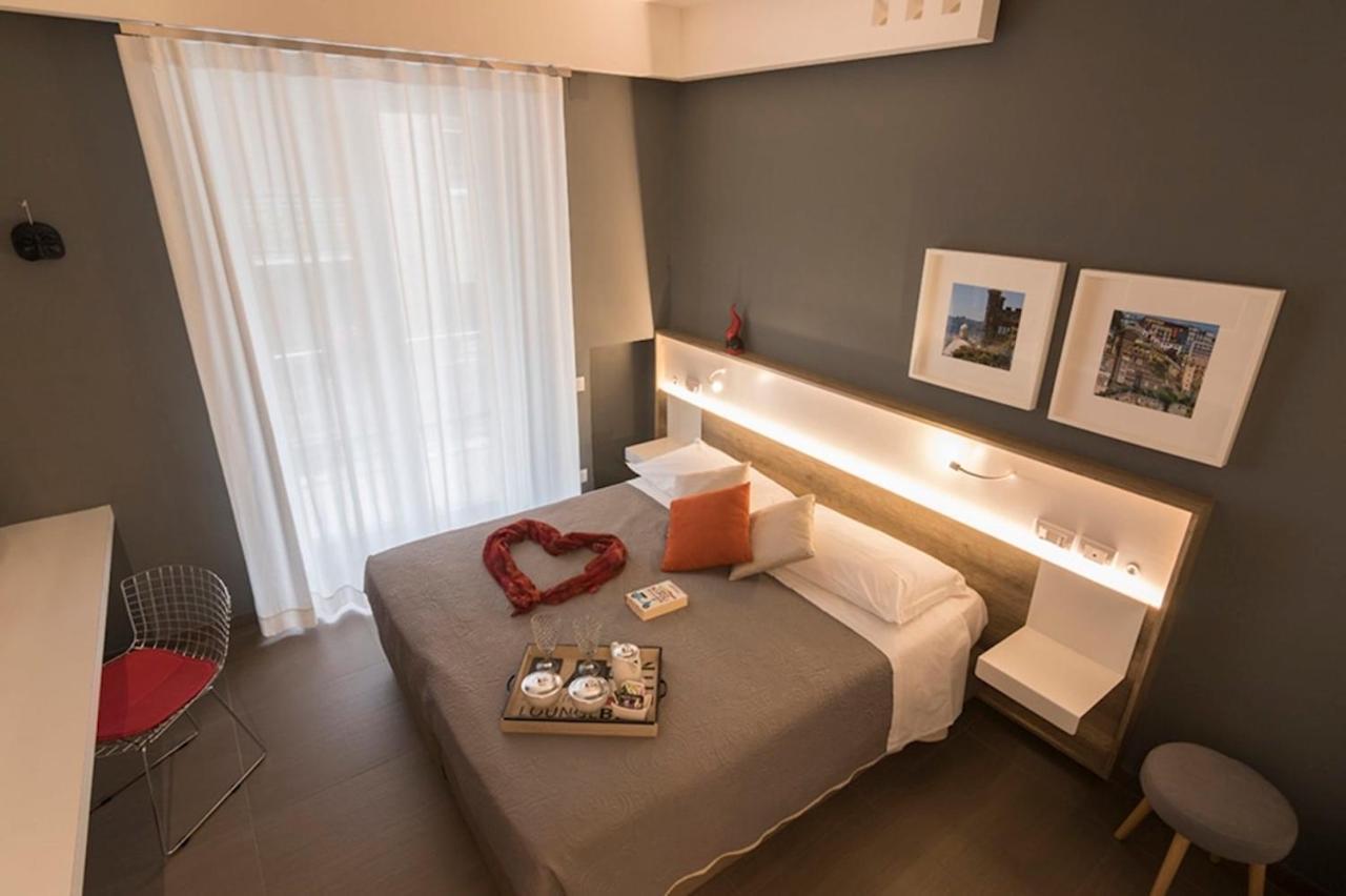 Bed In Centro Bed & Breakfast Napoli Bagian luar foto